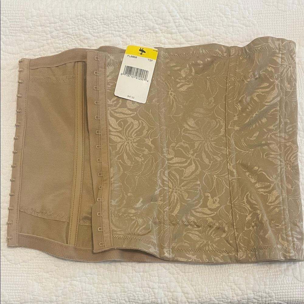 Maidenform Waist Cincher